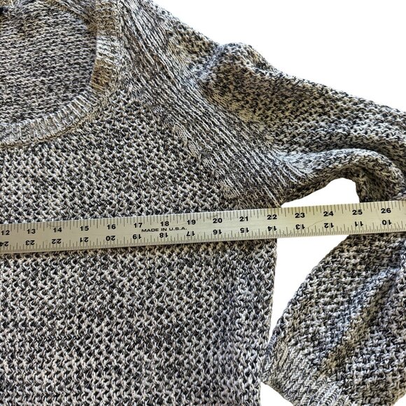 Torrid Womens Metallic Knit High-Low Sweater Size 2 2X Black/White Blend - Picture 4 of 7